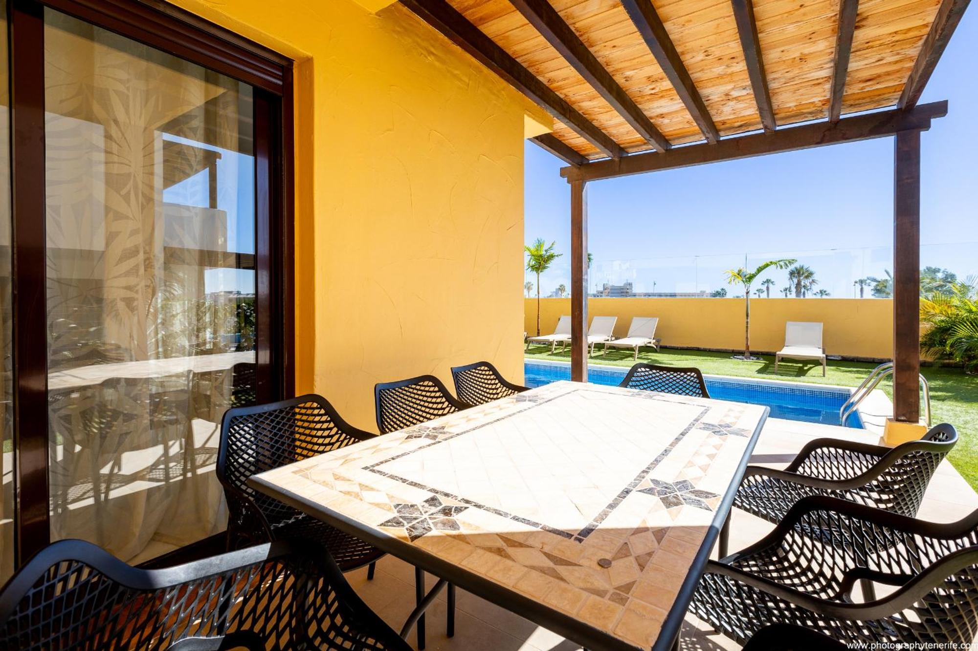 Villa With 4 Bedrooms And Private Heated Pool San Miguel de Abona Exterior foto